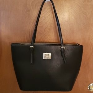 Anne Klein pocket